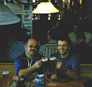 Der Bierschutz in Aktion im Brauhaus Jupiter in Steinsfurt